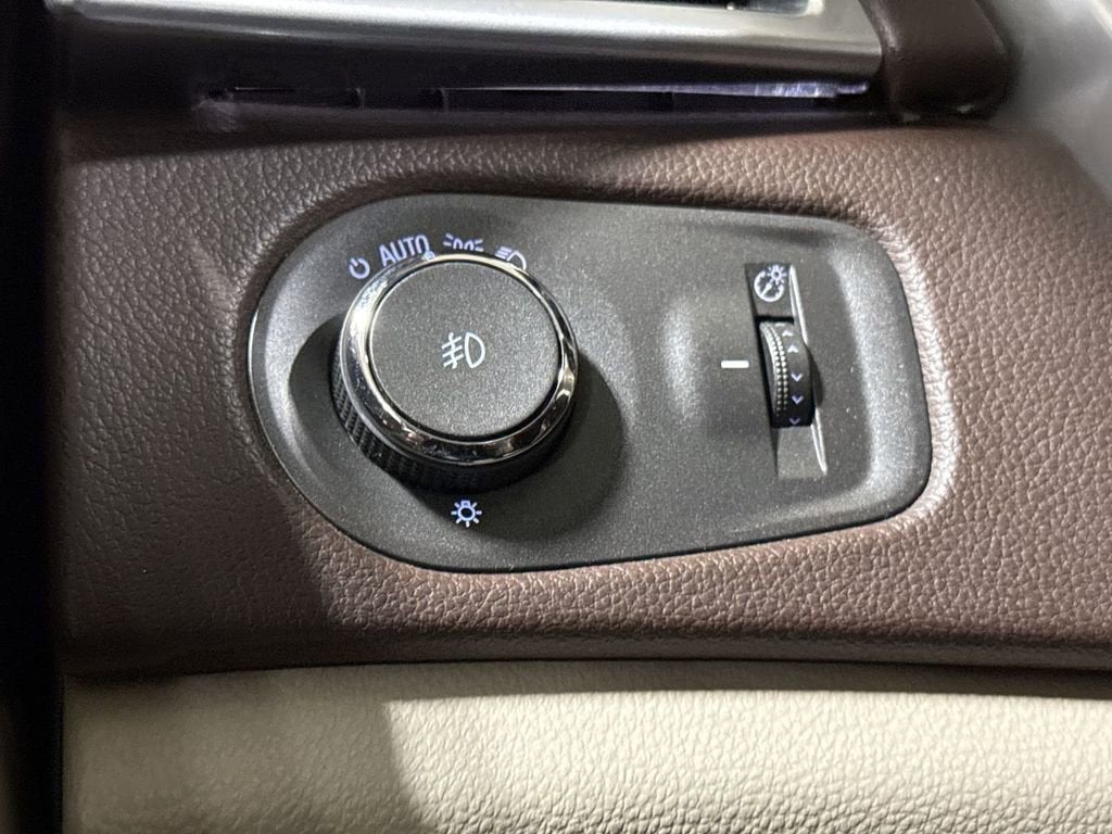 2011 Cadillac SRX Performance Collection