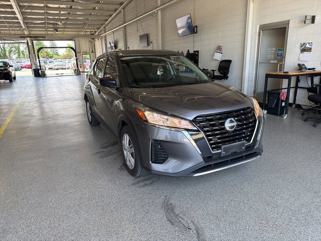 2023 Nissan Kicks S
