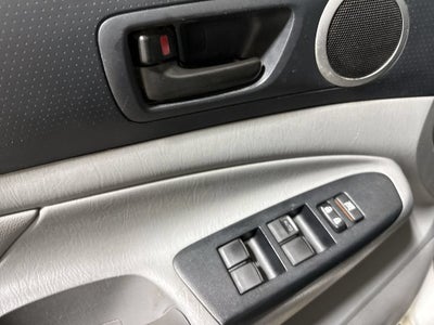 2015 Toyota Tacoma 4WD Double Cab LB V6 AT (Natl)