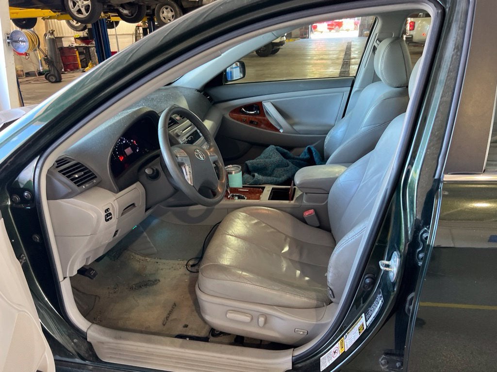 2010 Toyota Camry 4dr Sdn I4 Man (Natl)