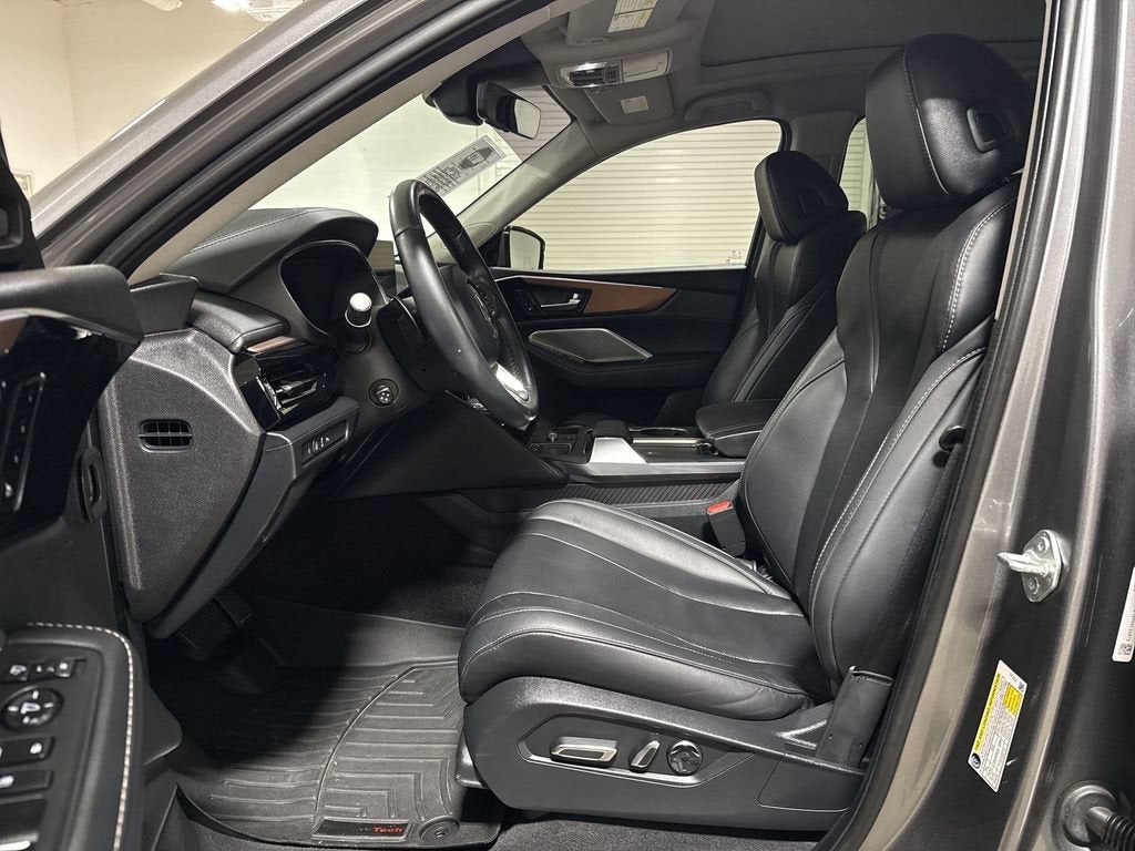 2022 Acura MDX w/Technology Package