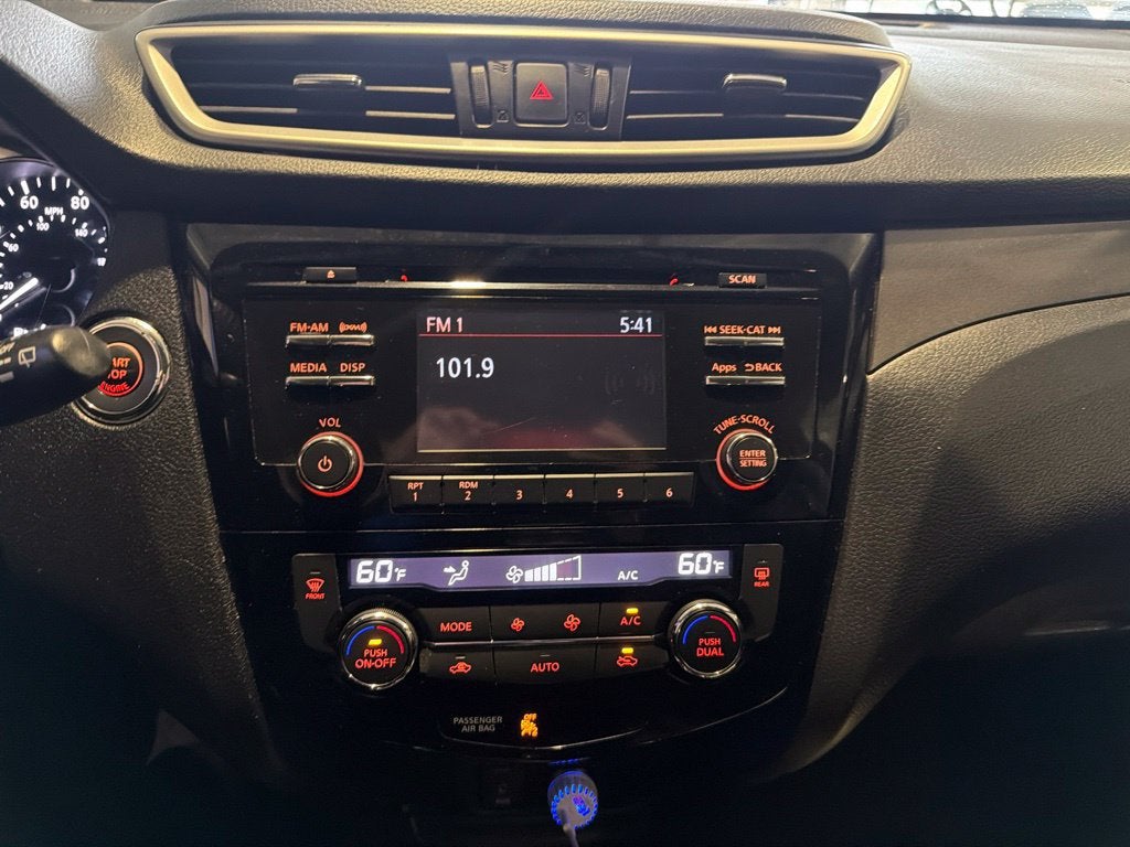 2014 Nissan Rogue SV