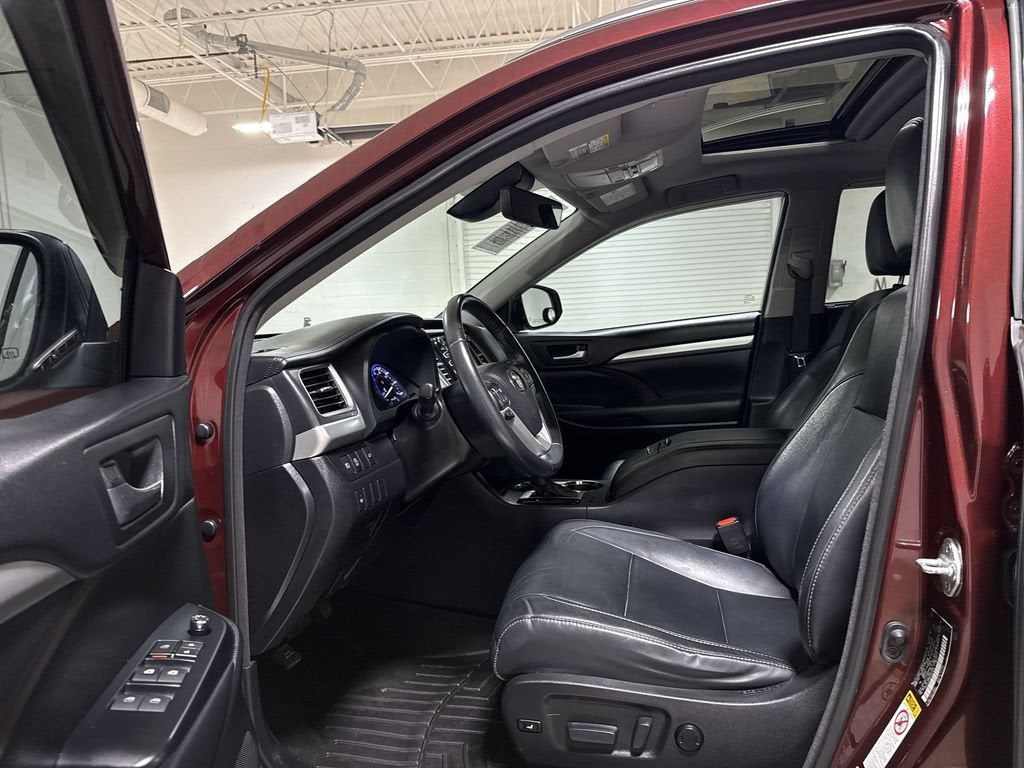 2018 Toyota Highlander SE