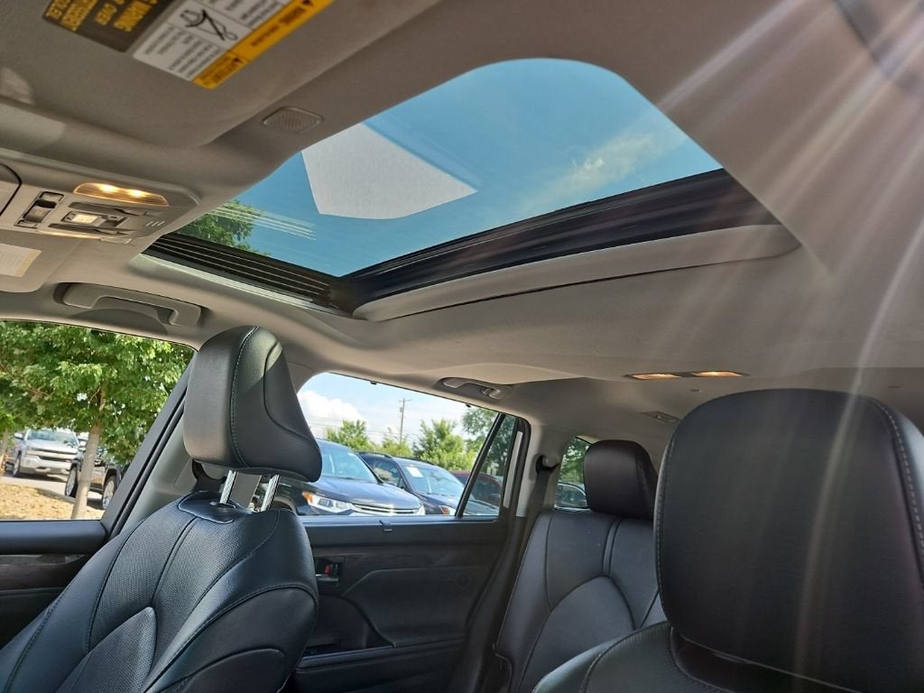 2023 Toyota Highlander Hybrid Limited