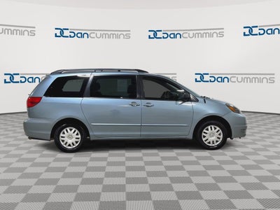 2005 Toyota Sienna CE