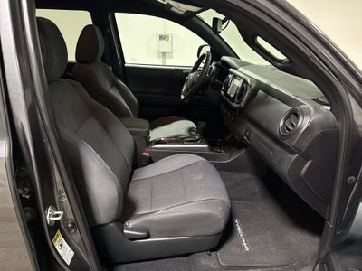 2016 Toyota Tacoma SR