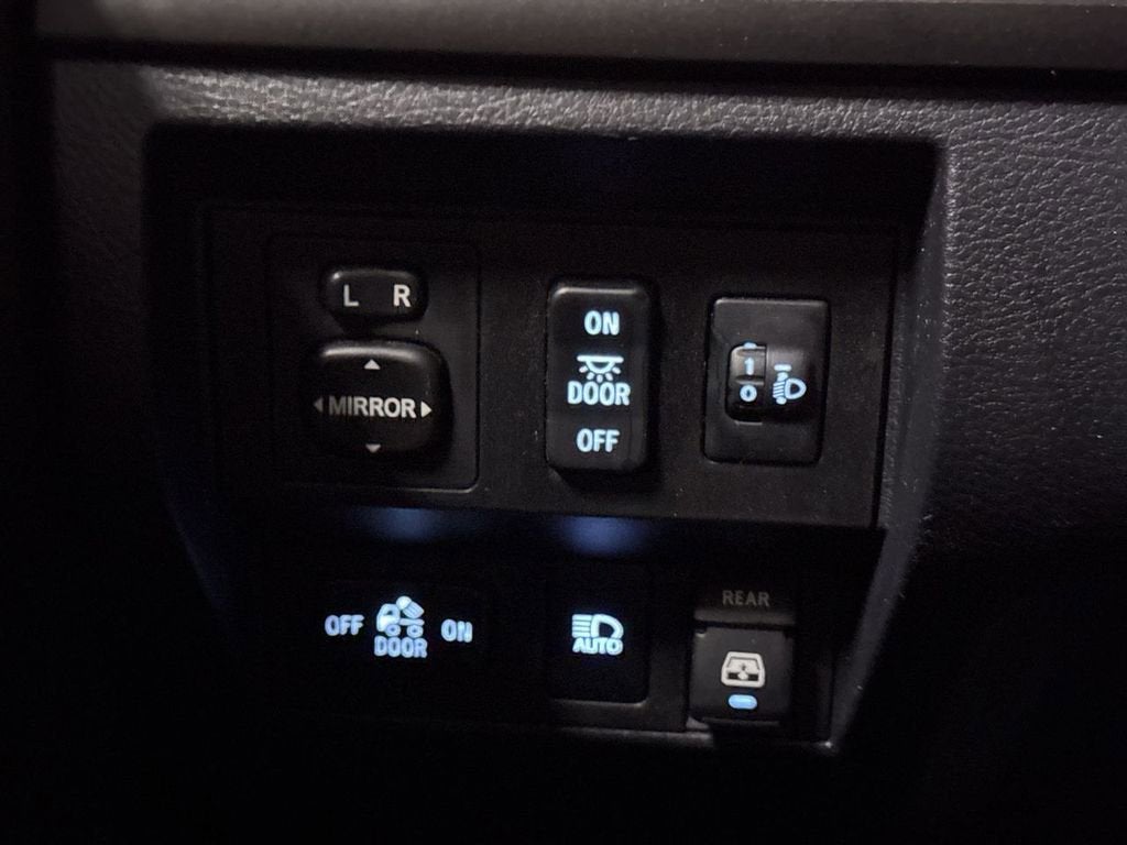 2018 Toyota Tundra 4WD SR5