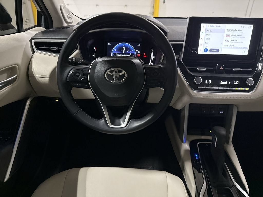 2024 Toyota Corolla Cross XLE