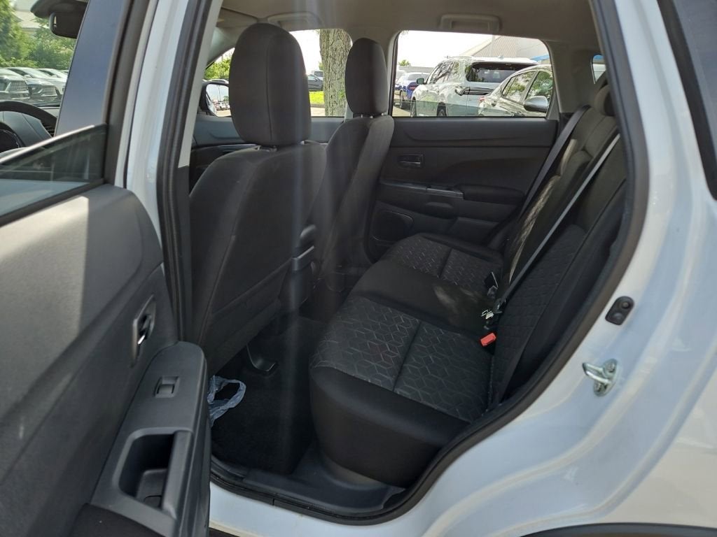 2024 Mitsubishi Outlander Sport S