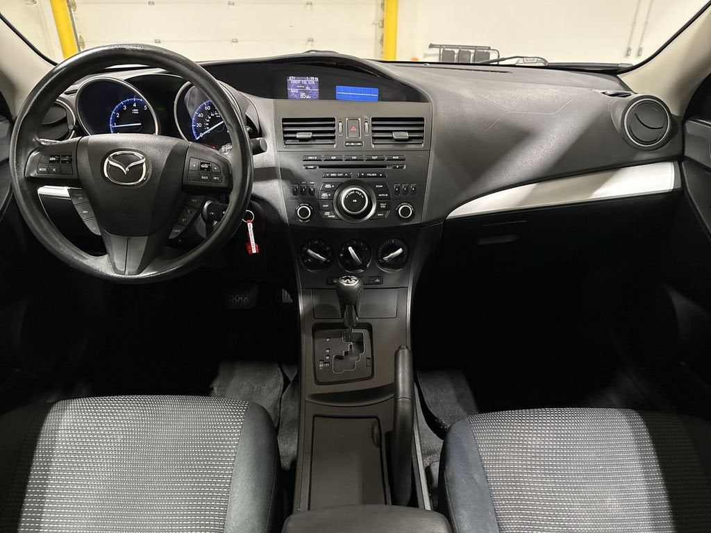 2013 Mazda Mazda3 i Sport