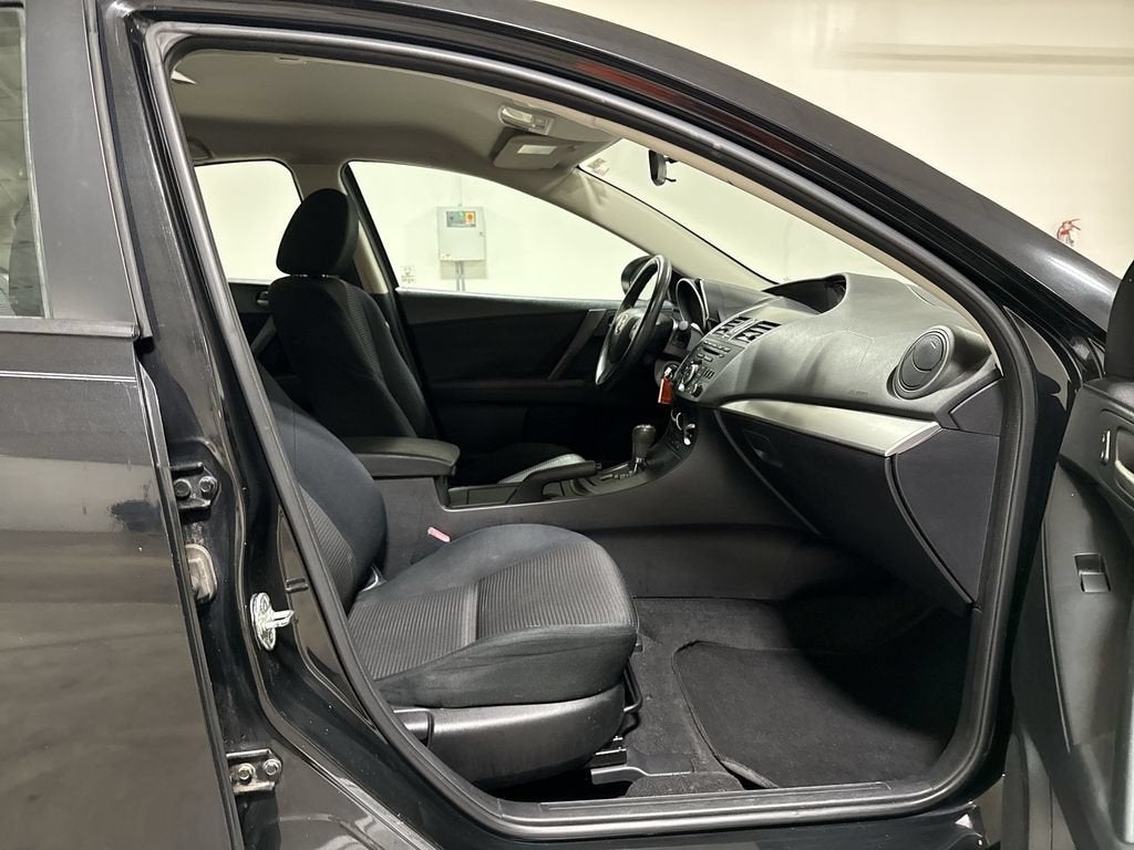 2013 Mazda Mazda3 i Sport