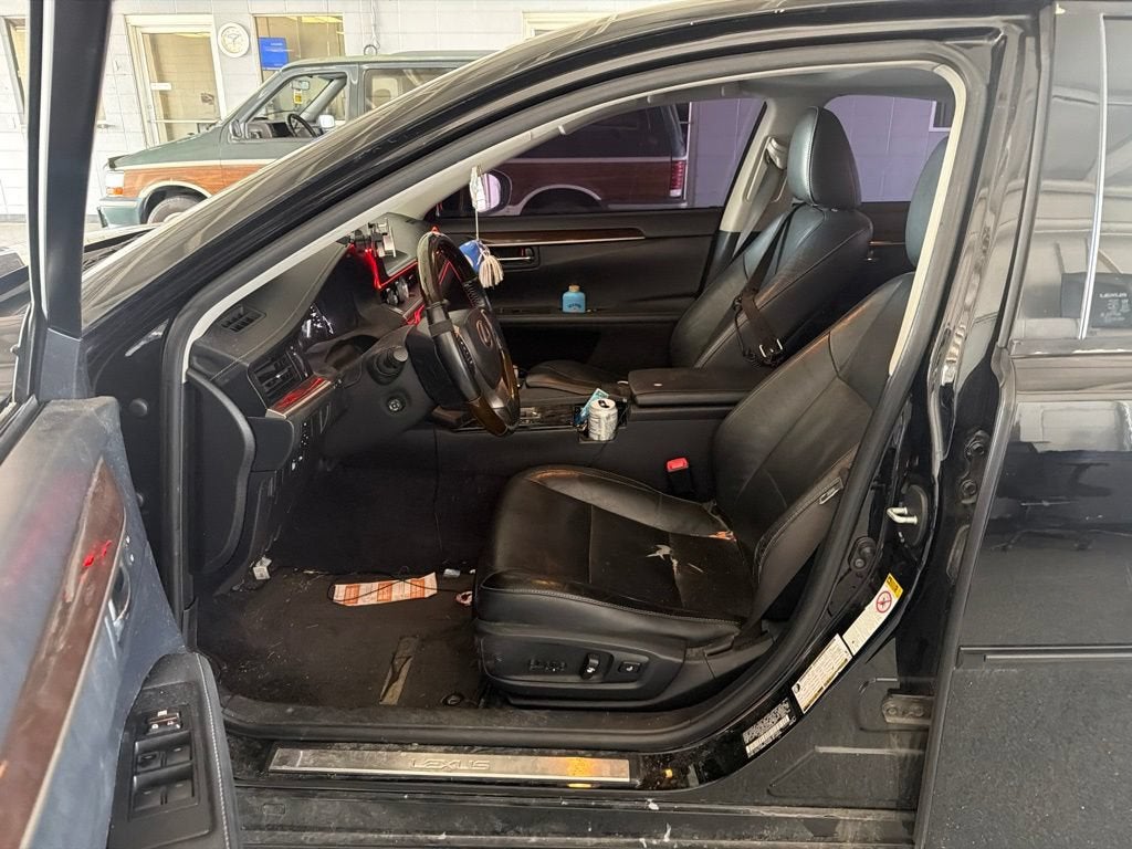 2015 Lexus ES 350 4dr Sdn
