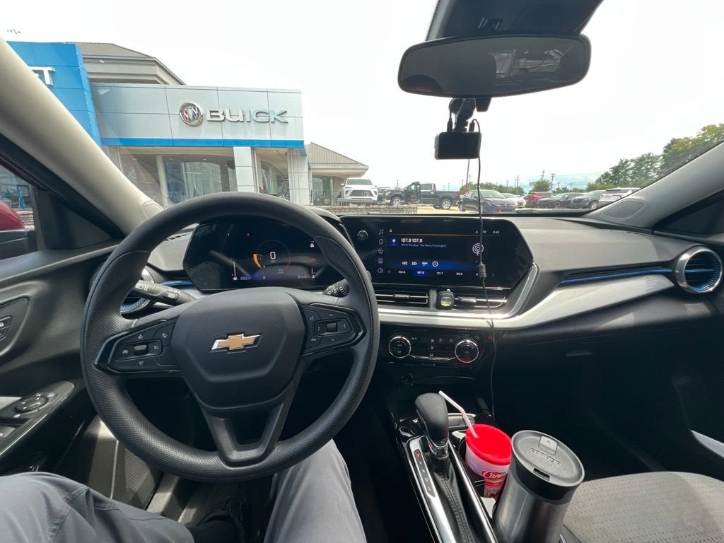 2024 Chevrolet Trax LT