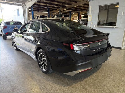 2026 Hyundai Sonata Hybrid Blue