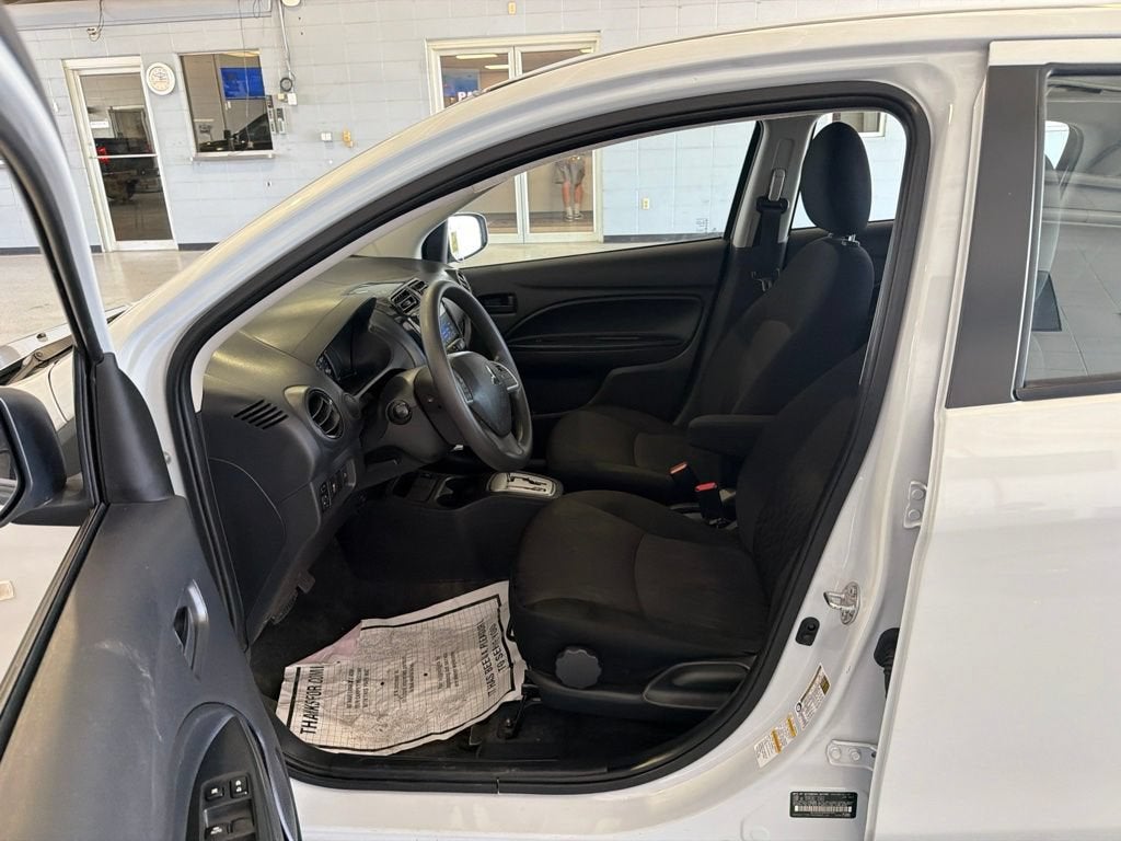 2024 Mitsubishi Mirage ES