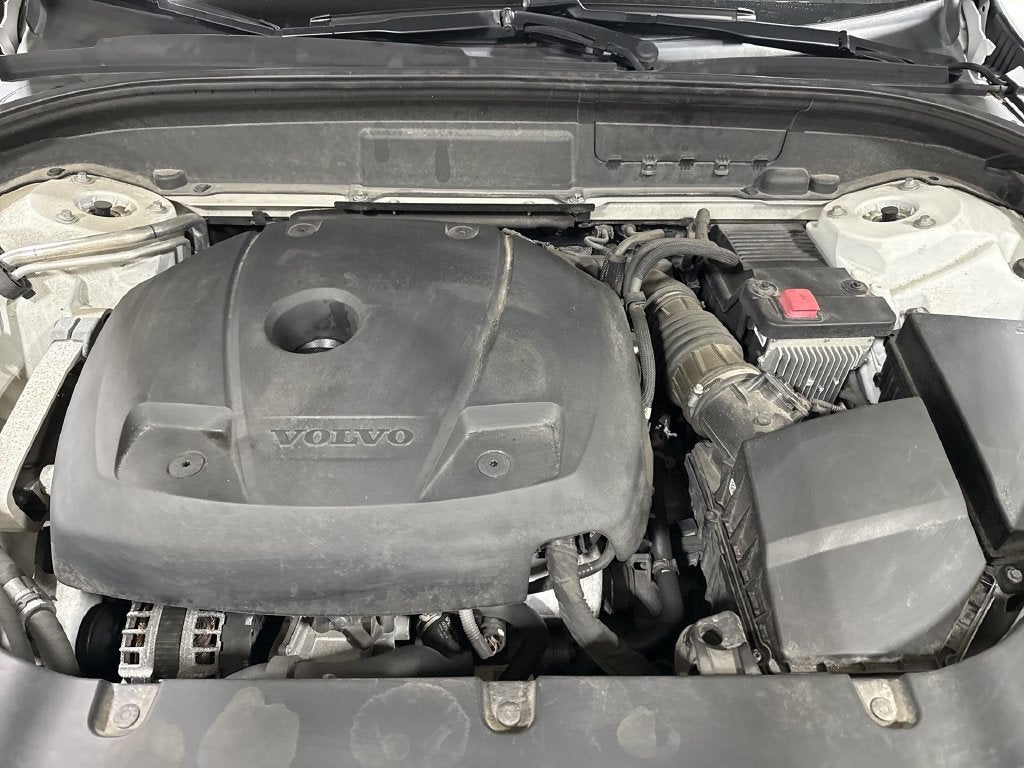 2020 Volvo XC60 Momentum