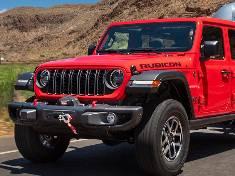 Dan Cummins Chrysler Dodge Jeep Ram Georgetown in Georgetown KY Jeep Wrangler parked with mountains in background